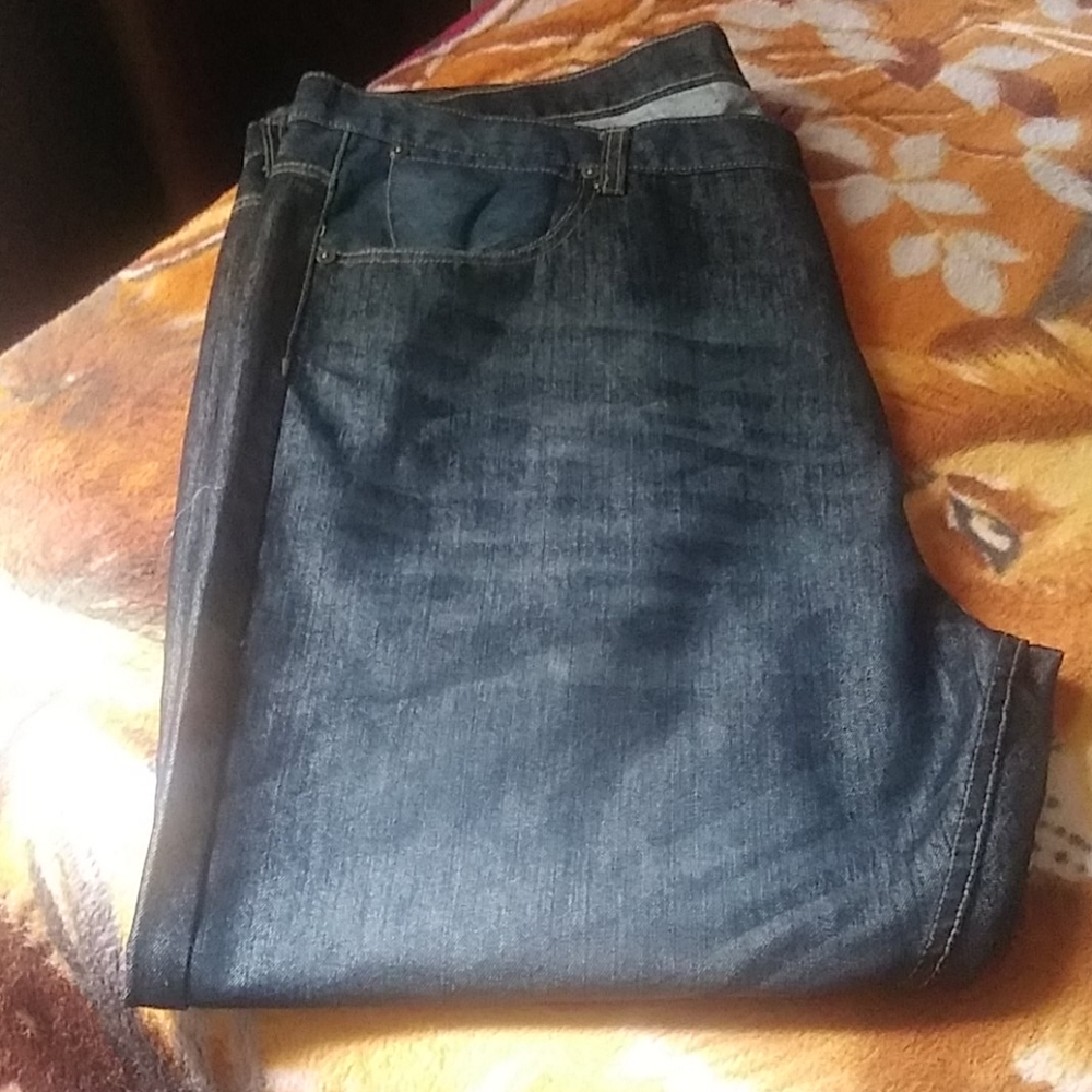 Jeans - Picture 2 of 4